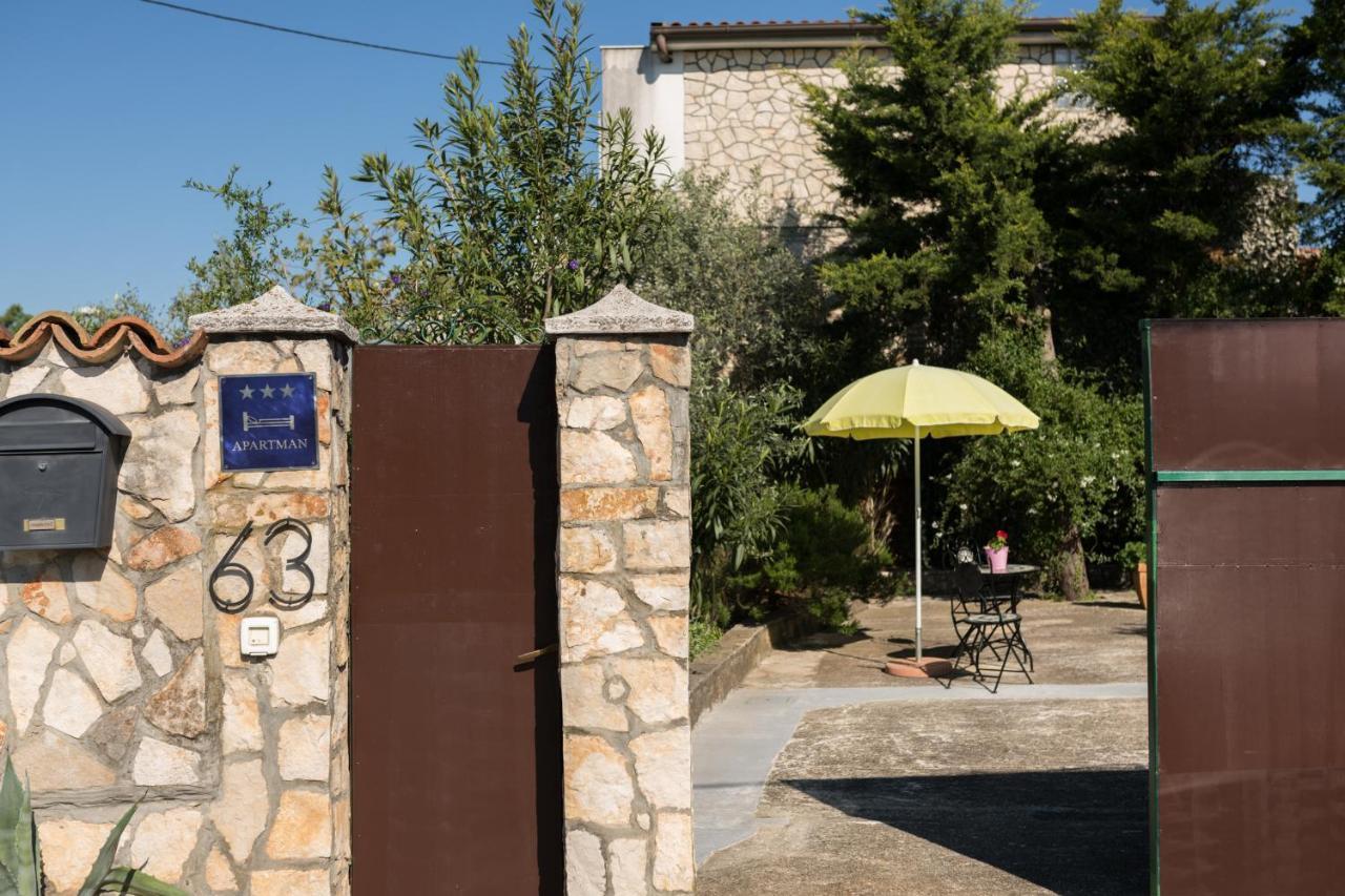 Apartmani Mirjana Umag Exterior photo